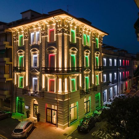VI Suites Viareggio Exterior foto